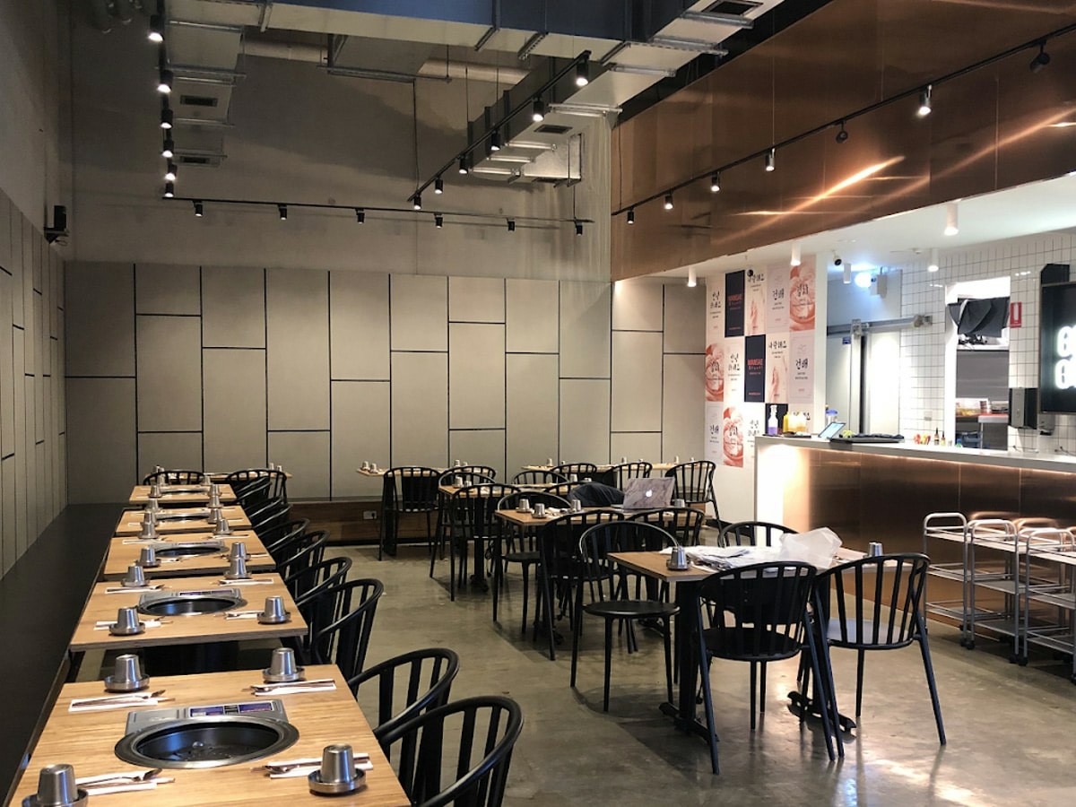 Korean Restaurant Interior Design Ho Chi Minh City 2026 | Kimbanjang ...